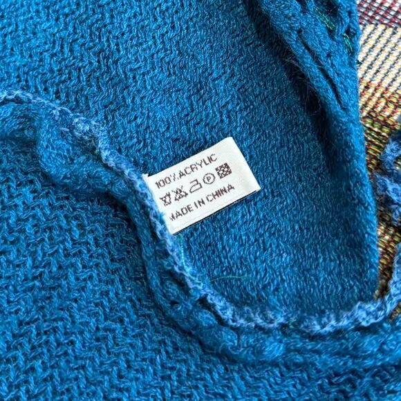 VTG Y2K Teal Blue & Green Threaded Sequin Whimsy Knit Poncho w Tassel Fringe OS - Picture 8 of 8